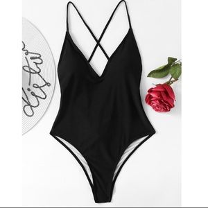 🚨LAST ONE🚨🖤LA PLAYA SCRUNCH BUTT SWIMSUIT🖤